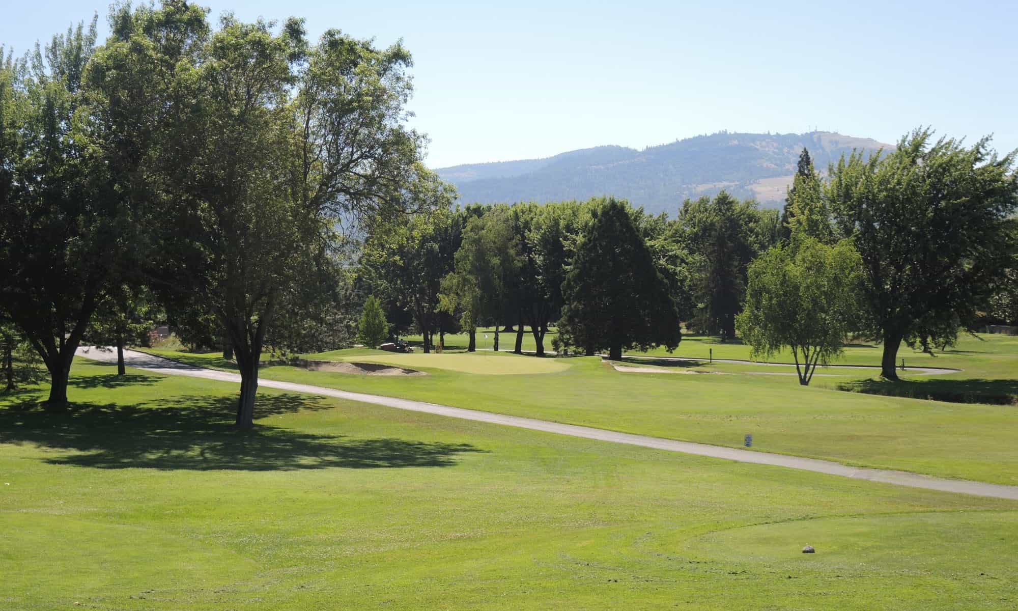 Rogue Valley golf